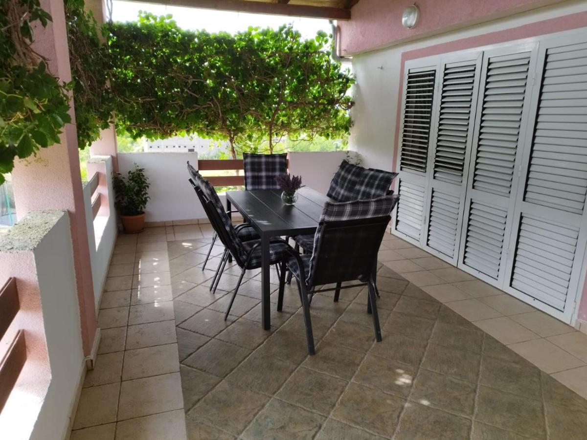 פוסדריה Apartment Ema מראה חיצוני תמונה